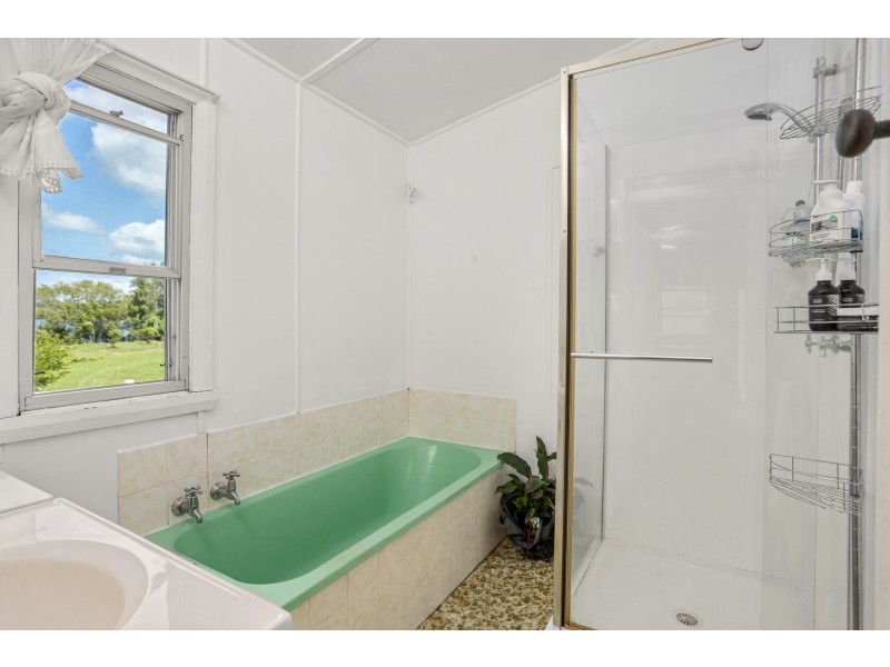 282 Newtons Road, Dumaresq Island NSW 2430