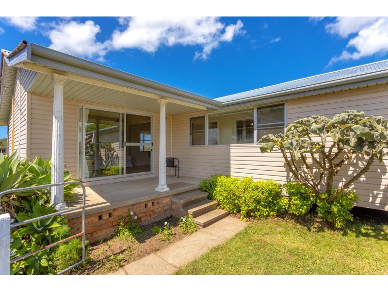 282 Newtons Road, Dumaresq Island NSW 2430