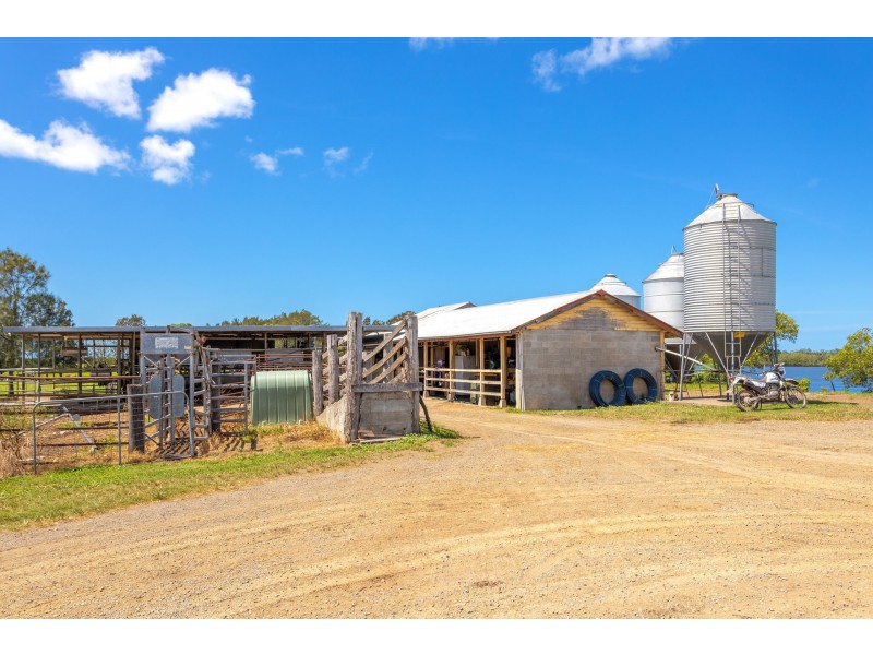 282 Newtons Road, Dumaresq Island NSW 2430
