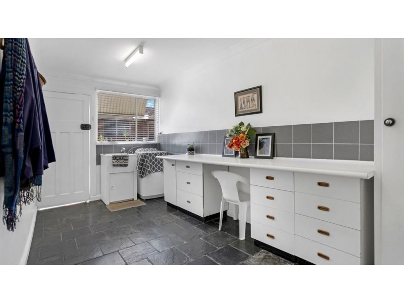 83 Skyline Drive, Wingham NSW 2429
