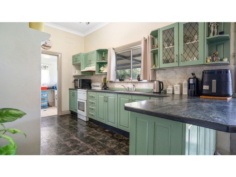 36 Murray Road, Wingham NSW 2429