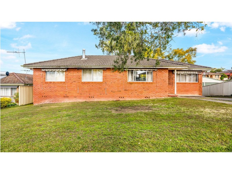 24 Stockyard Circuit, Wingham NSW 2429