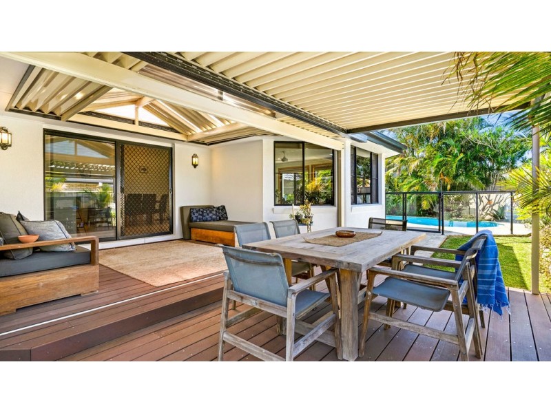 13 Shantull Drive, Wallabi Point NSW 2430