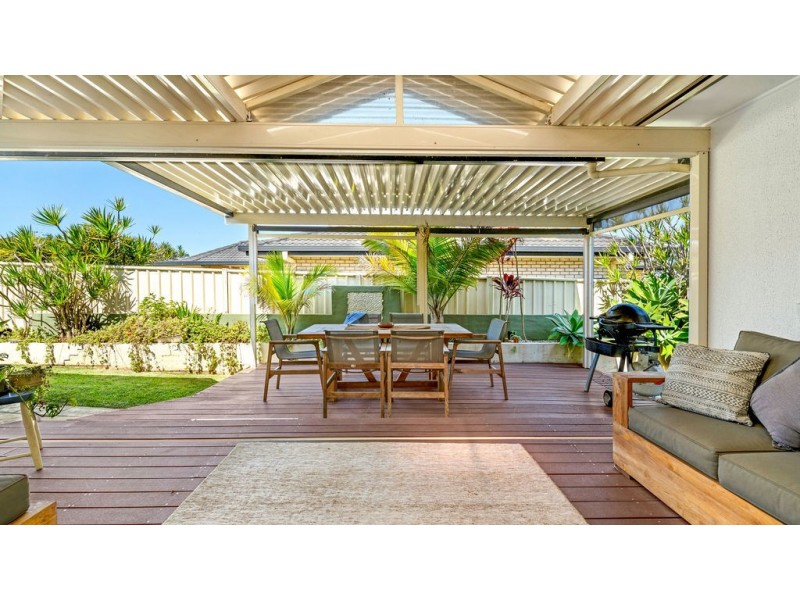 13 Shantull Drive, Wallabi Point NSW 2430