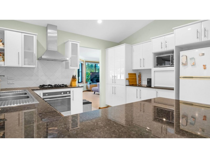 13 Shantull Drive, Wallabi Point NSW 2430