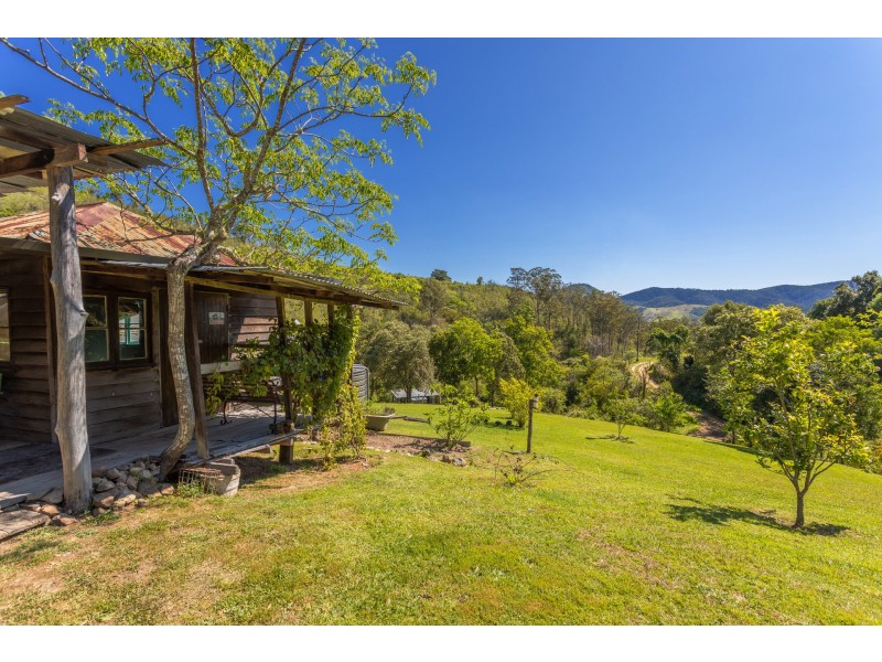 219 Beetons Road, Caffreys Flat NSW 2424
