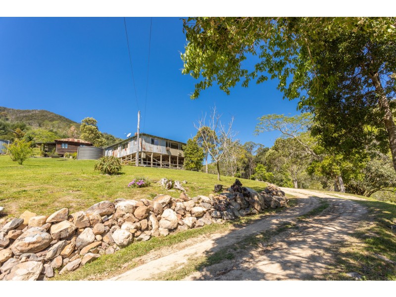 219 Beetons Road, Caffreys Flat NSW 2424