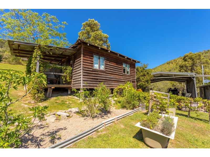 219 Beetons Road, Caffreys Flat NSW 2424