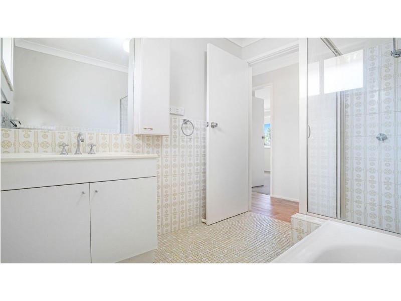 1 Kundibakh Close, Wingham NSW 2429