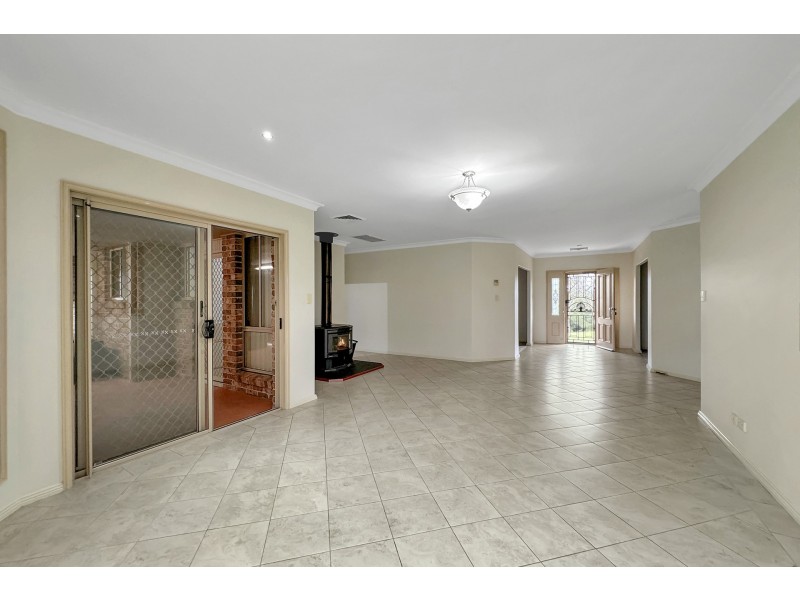 5 Kingfisher Drive, Wingham NSW 2429