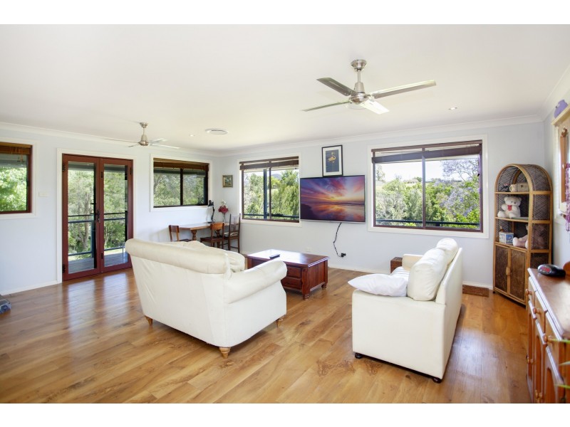 17-19 West Appletree Street, Wingham NSW 2429