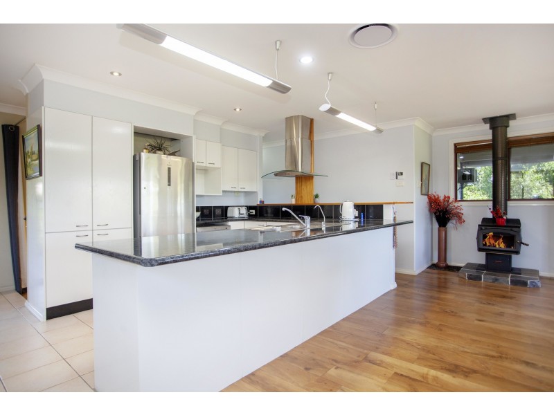 17-19 West Appletree Street, Wingham NSW 2429