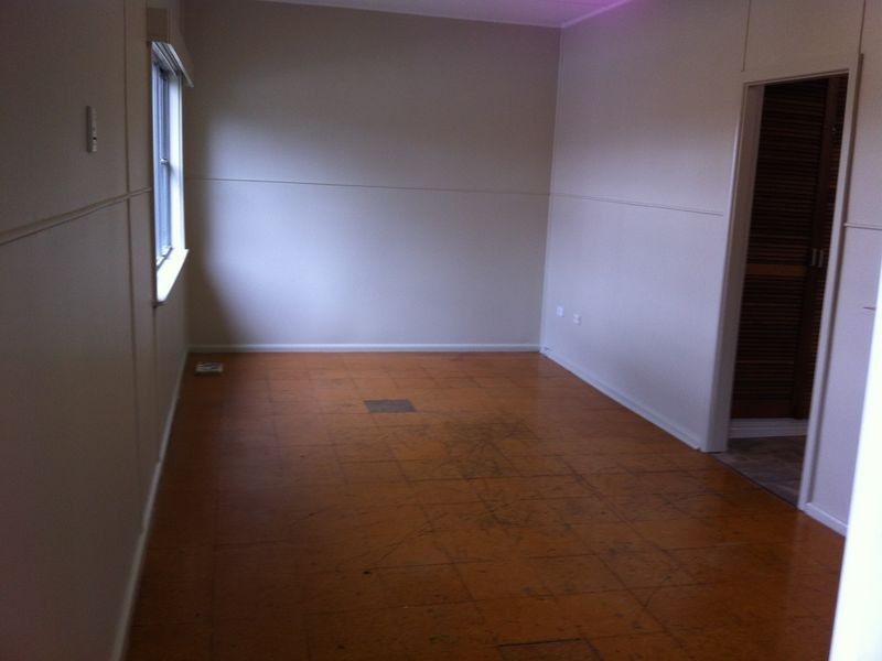 23 East Combined Street, Wingham NSW 2429