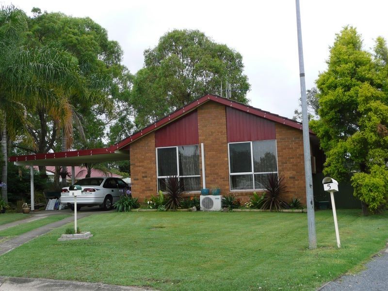 8 Gimlet Place, Wingham NSW 2429