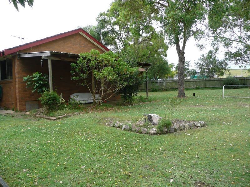 8 Gimlet Place, Wingham NSW 2429