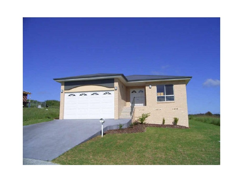 9 Treetops Parade, Wingham NSW 2429