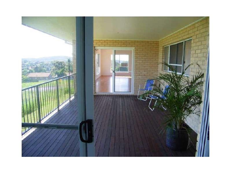9 Treetops Parade, Wingham NSW 2429