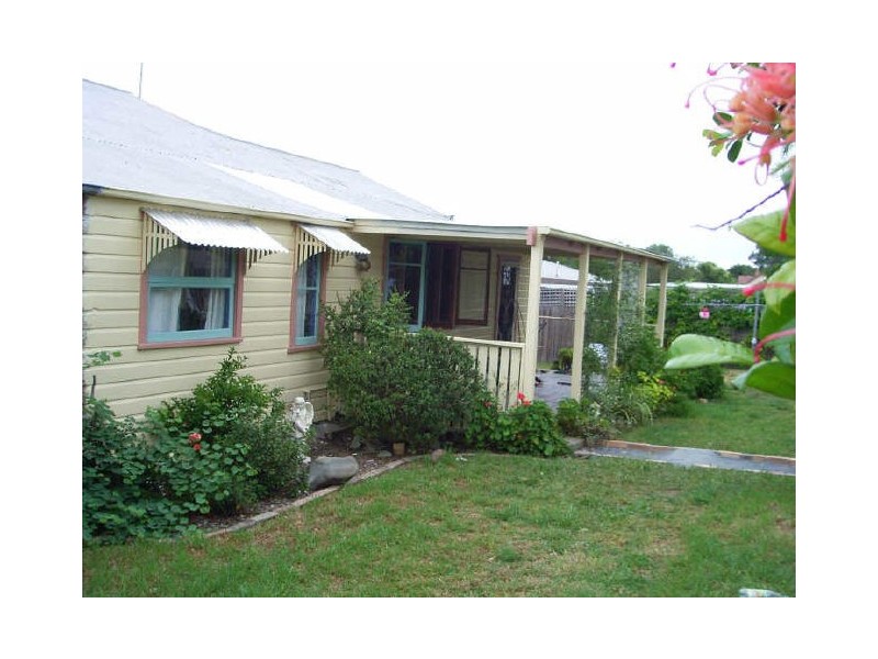 64 Queen Street, Wingham NSW 2429