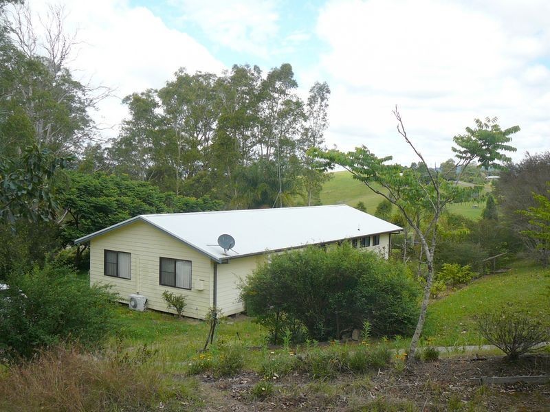 4 The Cedars Drive, Wingham NSW 2429