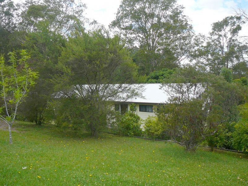 4 The Cedars Drive, Wingham NSW 2429