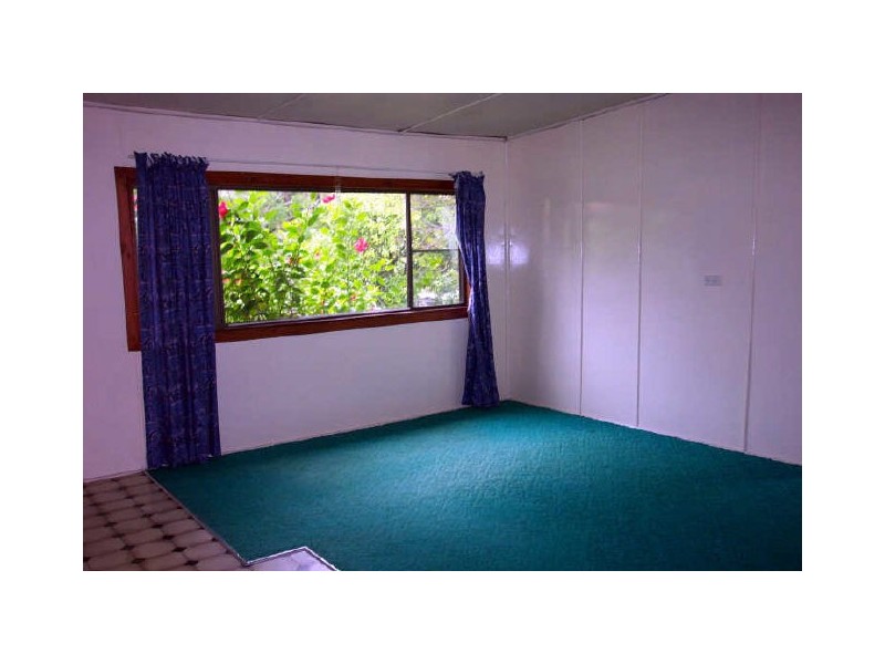 27 William Street, Wingham NSW 2429