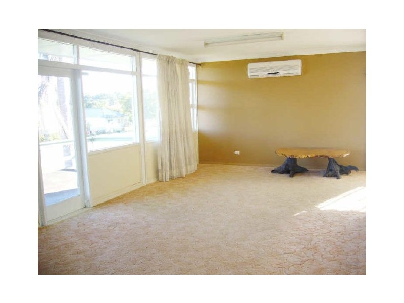 5a Mortimer Street, Wingham NSW 2429