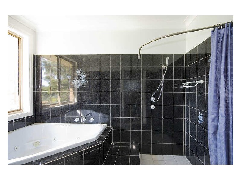 8 Abbotts Falls Road, Wingham NSW 2429