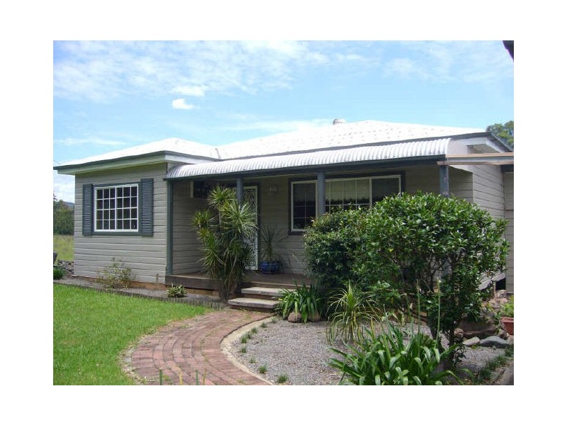 6429 Bucketts Way, Tinonee NSW 2430