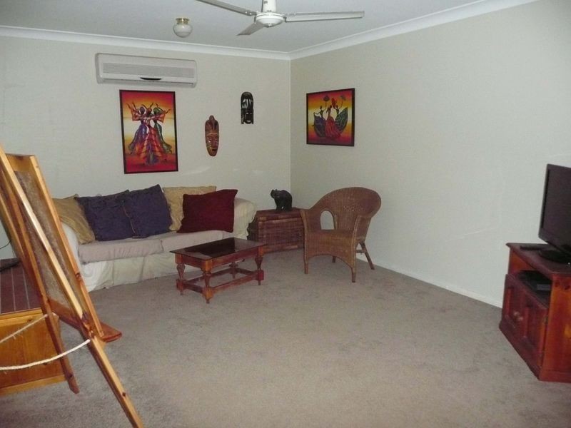 10 Bluegum Avenue, Wingham NSW 2429