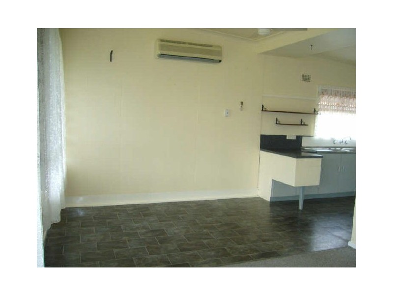 8B McPherson Street, Wingham NSW 2429