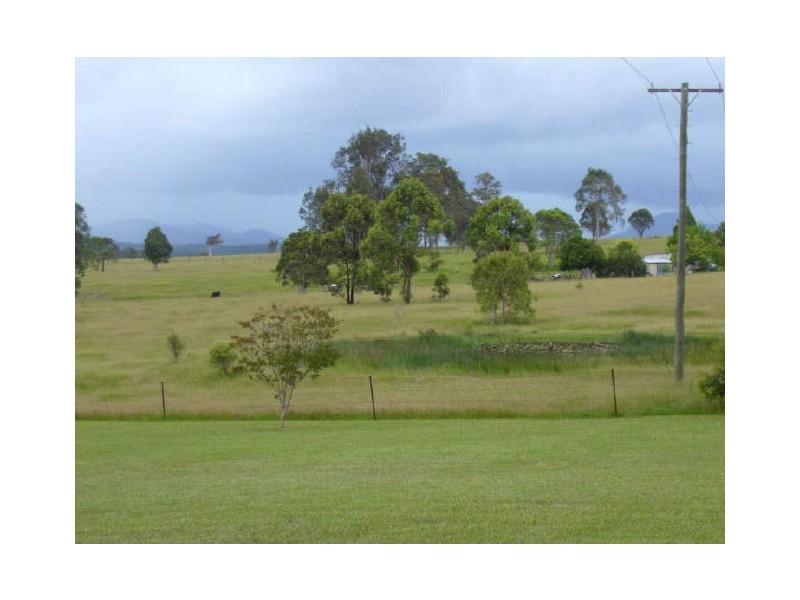 2 Lees Road, Wingham NSW 2429