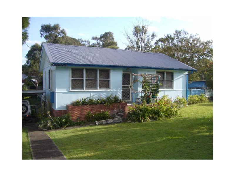 6 Allan Street, Wingham NSW 2429