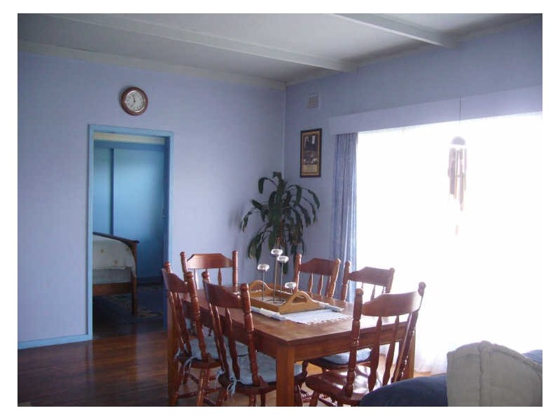 25 Moon Street, Wingham NSW 2429