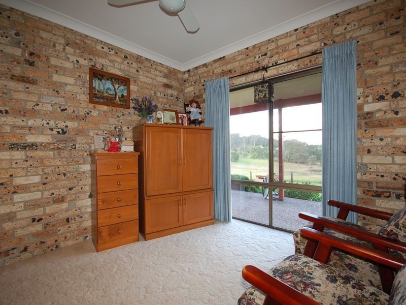 8 The Cedars Drive, Wingham NSW 2429