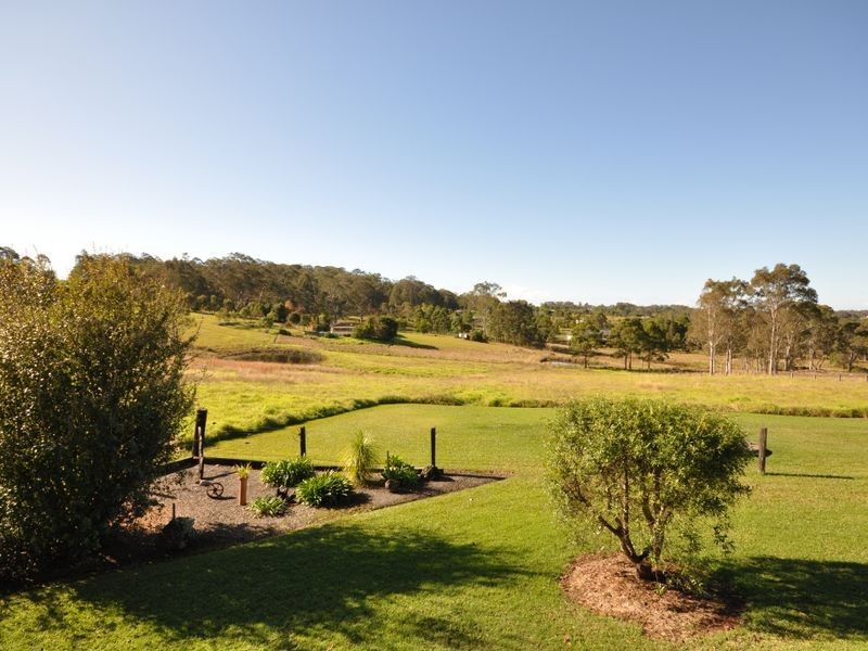 8 The Cedars Drive, Wingham NSW 2429