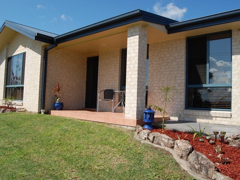 2 Ellenora Circuit, Wingham NSW 2429