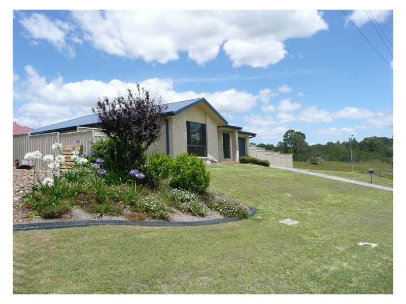 2 Ellenora Circuit, Wingham NSW 2429