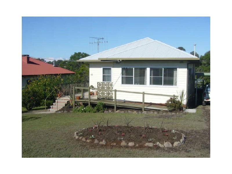 42 Mortimer Street, Wingham NSW 2429