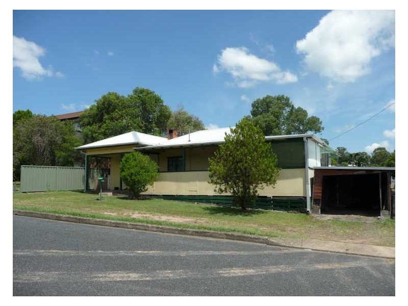 28 Summerville Street, Wingham NSW 2429