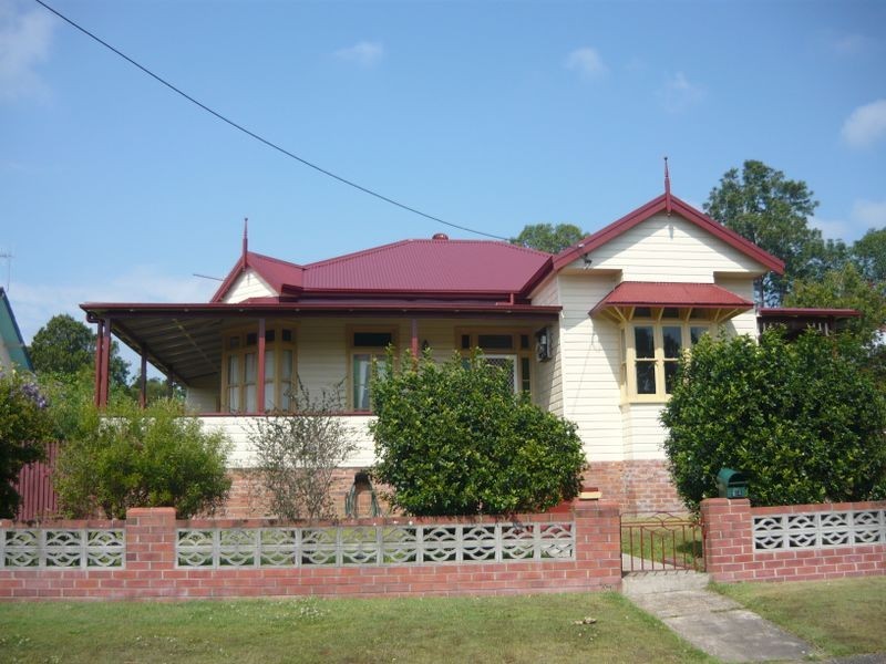 64 Farquhar Street, Wingham NSW 2429