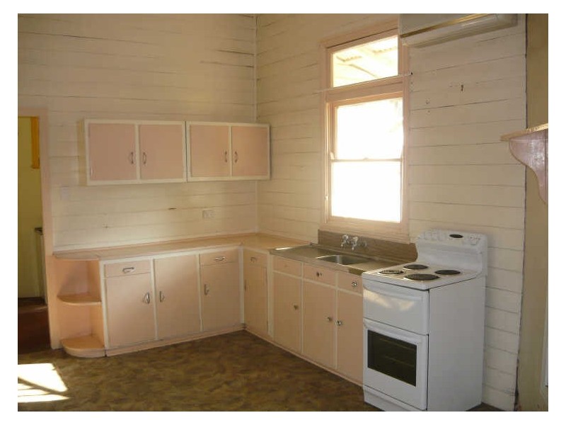 64 Farquhar Street, Wingham NSW 2429