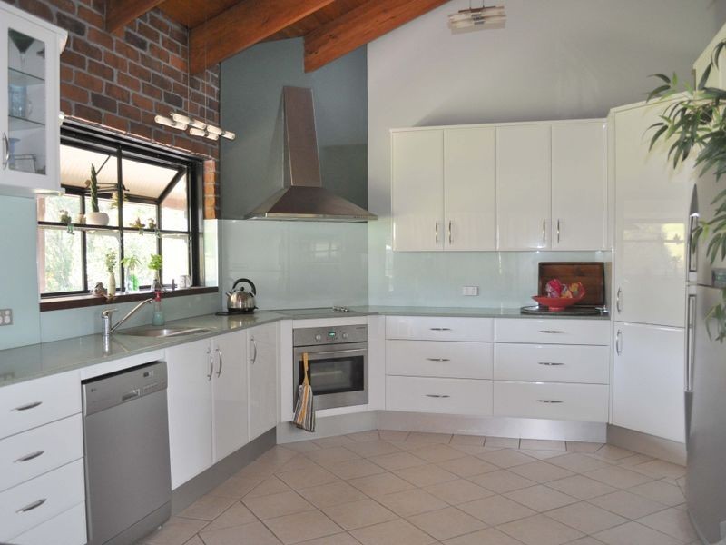 14 Helmich Close, Wingham NSW 2429