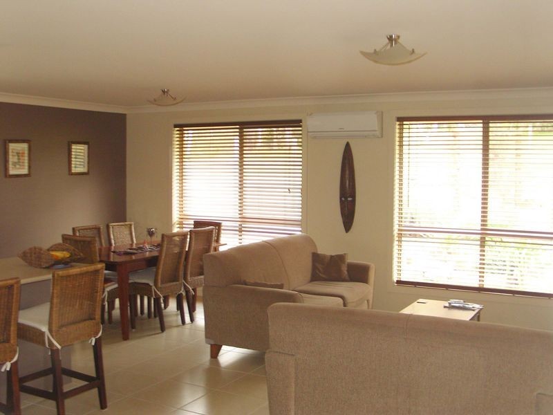 5 Rosedale Place, Tinonee NSW 2430