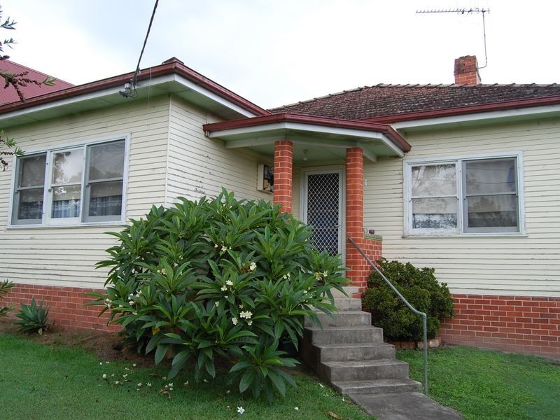 6 Canget Street, Wingham NSW 2429