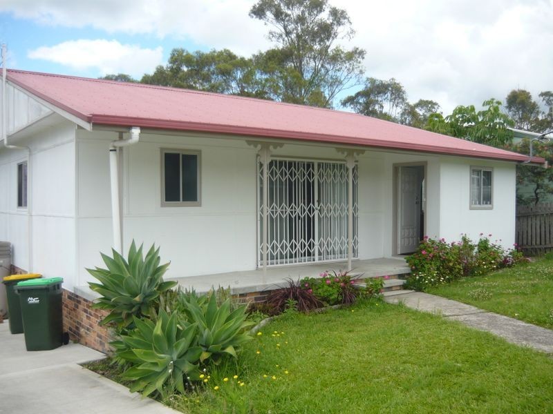 1/2 Allan Street, Wingham NSW 2429