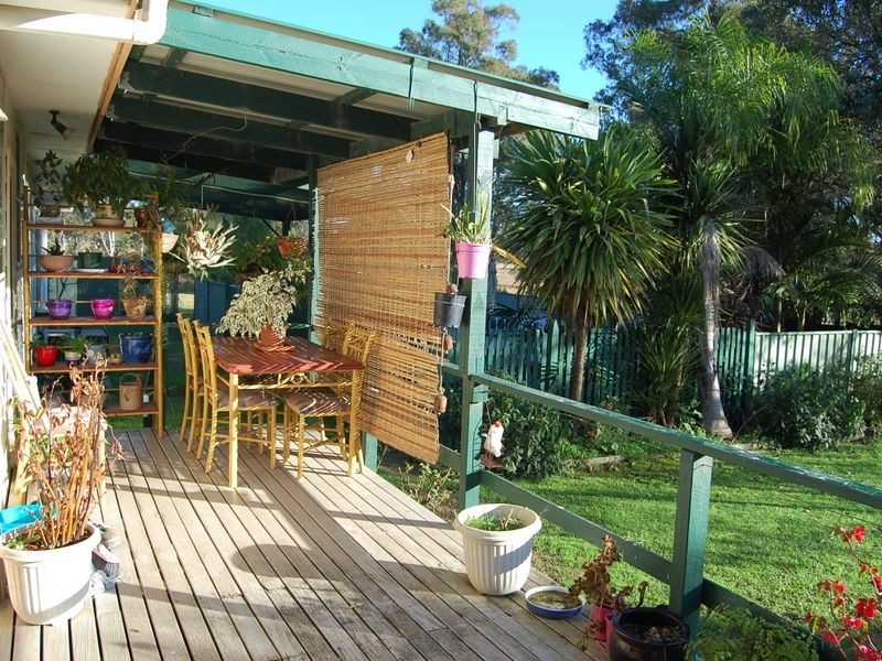 Firefly NSW 2429