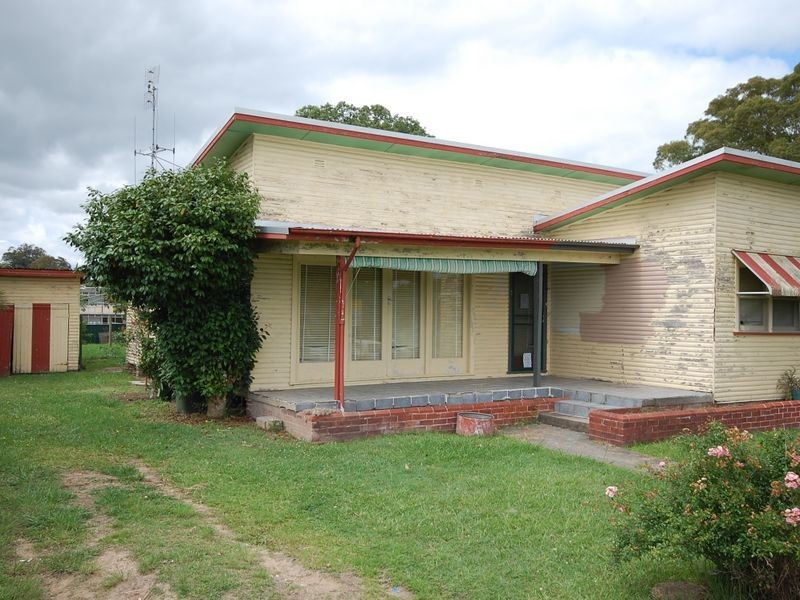 4 Appletree Street, Wingham NSW 2429