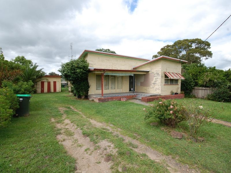 4 Appletree Street, Wingham NSW 2429