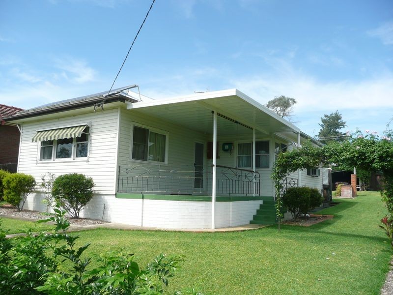 56 Combined Street, Wingham NSW 2429