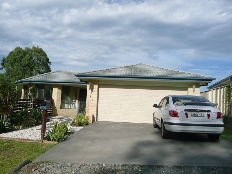 25 Burdett Street, Tinonee NSW 2430
